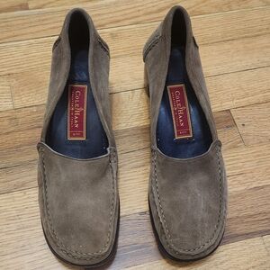 Women Cole Haan Loafers Size 9B Brown Suede Slip-On Driving Shoes Comfort Casual